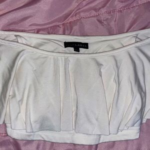 Cute, off shoulder crop top, white